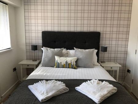 3 bedroom flat to rent - Photo 5