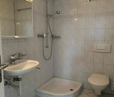 Grosszügige 3.5-Zimmer-Dachwohnung mit kleinem Büro/Abstellraum - Foto 5