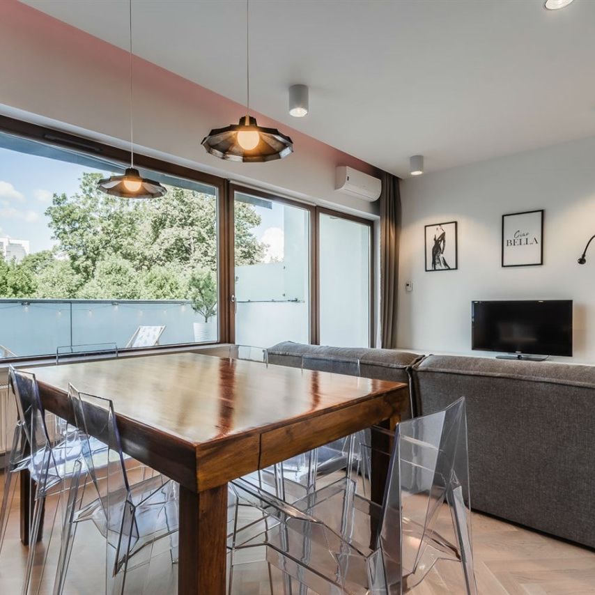 Łódź, Bałuty, Julianów, św. Teresy od Dzieciątka Jezus - Zdjęcie 1