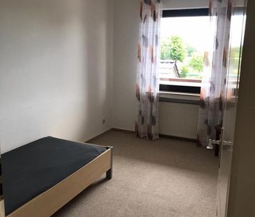 Ruhige 3-Zimmer-Wohnung mit großzügigem Balkon & Garage - Photo 3