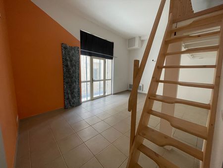 Location maison 4 pièces, 104.65m², Nîmes - Photo 4