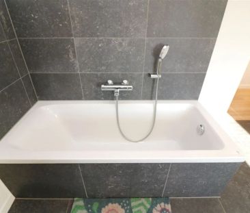 Rustig gelegen woning met 3 slpk., tuin en garage te Zichem - Photo 4