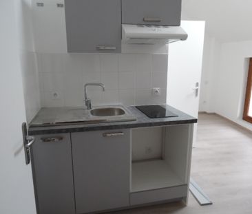 Location Appartement 1 pièce 17m² RUMILLY 74150 - Photo 1