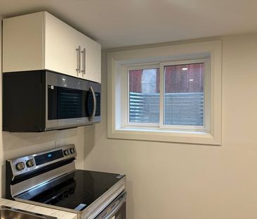 For Lease - 106 Woodpark Place Unit# BASEMENT, Newmarket, Ontario - Photo 5