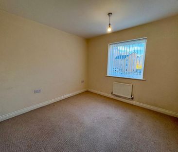 2 bedroom semi-detached house to rent - Photo 4