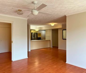 10/25 Thorngate Drive, Robina QLD 4226 - Townhouse For Rent | Domain - Photo 2