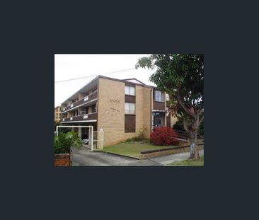 New flooring + freshly painted! - Photo 5