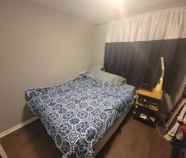 For Lease - 5486 Hixon Avenue, Burlington, Ontario - Photo 5