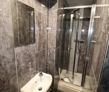 1 bedroom in a house share to rent - Photo 6