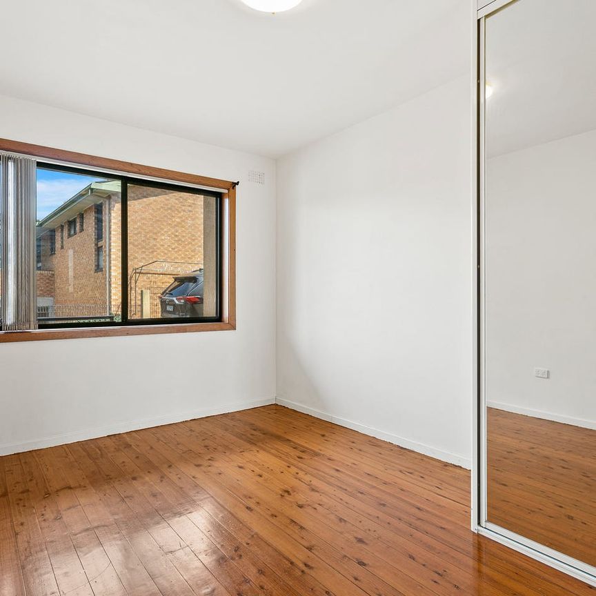 Keiraville Comfort, Right Where You Want It - Photo 1