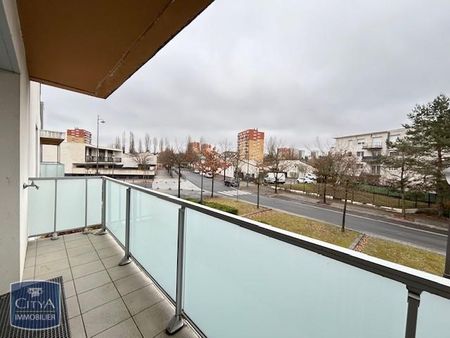 Location Appartement 4 pièces 102m² ST DIZIER 52100 - Photo 2