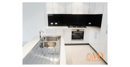 Modern 3-Bedroom Family Home - Photo 4