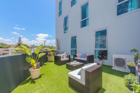 Super Spacious in Waves - Suttons Beach Location! - Photo 3