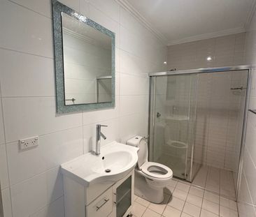 3/58 Vicliffe Avenue, Campsie NSW 2194 - Townhouse For Rent | Domain - Photo 3