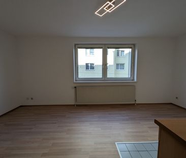 Kleine 1-Zimmer Single-Wohnung nahe Troststraße in 1100 Wien zu mieten - Photo 2