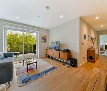 2 bedroom apartment - Photo 3