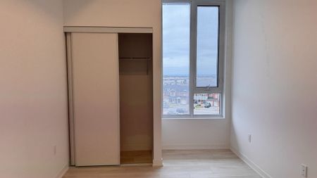 For Lease - 4878 Powers Common Unit# 532, Burlington, Ontario - Photo 2