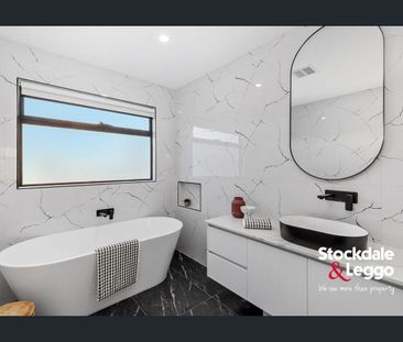 Style, Space & Strathmore School Zone Living - Photo 6