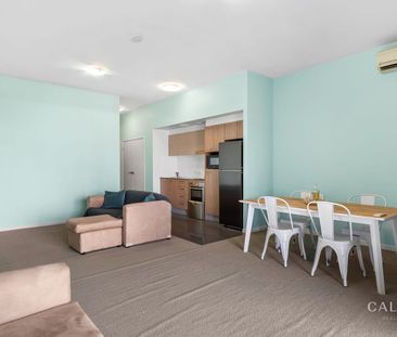 Top Floor Apartment in Prime Kelvin Grove Location ** Furnished ** - Photo 4