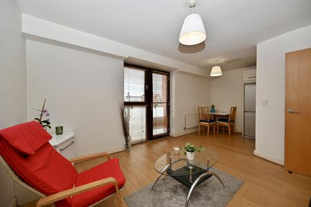 Apt 2 Winter Gardens 34 Alfred Street, Belfast, BT2 8EP - Photo 5