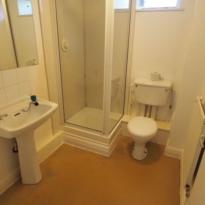 1 bedroom Studio to let - Photo 1