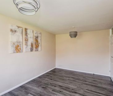 3 bedroom bungalow to rent - Photo 3