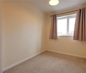 2 bedroom semi-detached house to rent - Photo 4