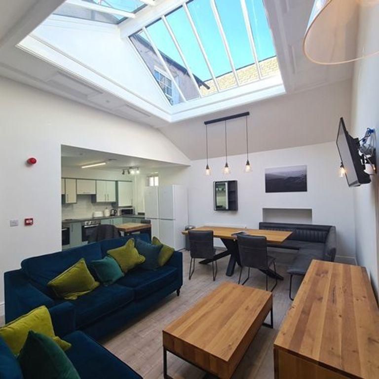 1 bedroom in a house share to rent - Photo 1