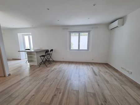 Location Appartement 2 pièces 52m² - Photo 3