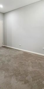 Modern two bedroom unit - 20% below market rent - Photo 4