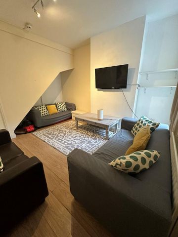 5 bedroom house to rent - Photo 2