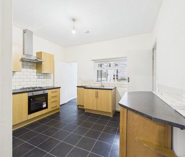 3 bedroom terraced house to rent - Photo 6