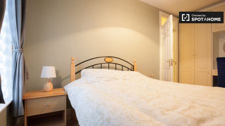 Quiet room for rent in 2-bedroom apartment in Donabate - Photo 5