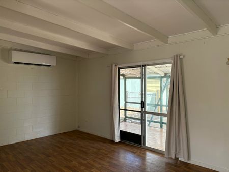 Cosy affordable 2 bedroom home in Wondai - Photo 3