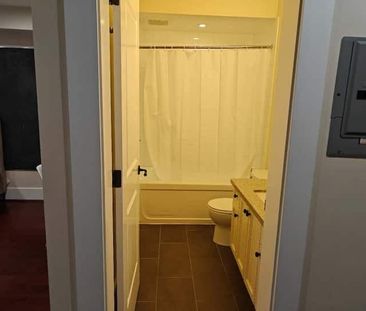 6290 Eagles Drive apartment — Vancouver, BC (1-Bedroom) - 1 Bedroom - Photo 4