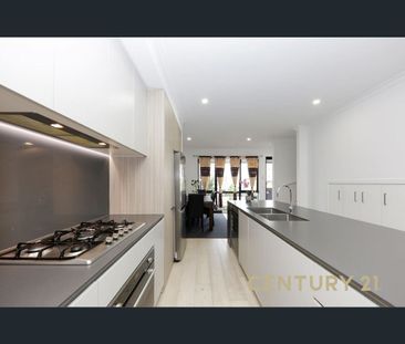 13 Featherwood Street, Clayton South, Vic 3169 - Photo 1