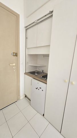 Location Appartement 1 pièce 13m² BIARRITZ 64200 - Photo 4