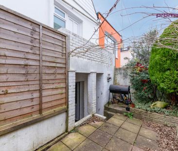 3 bedroom flat to rent - Photo 1