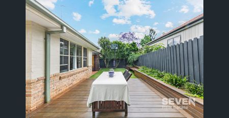 Effortless Family Living in the Heart of Castle Hill – Style, Space & Location Combined - Photo 4