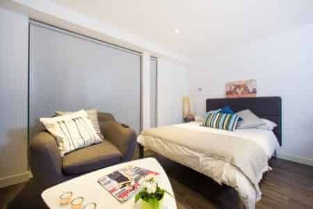 Executive Corner Penthouse - Photo 5