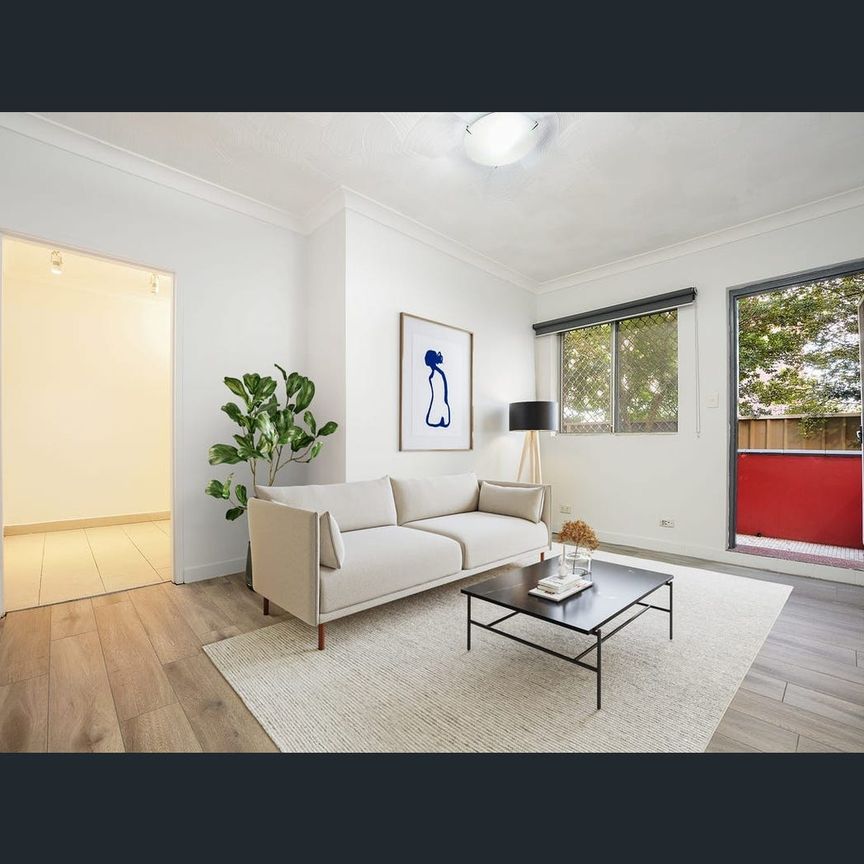3/252 River Avenue, Carramar, NSW 2163 - Photo 1