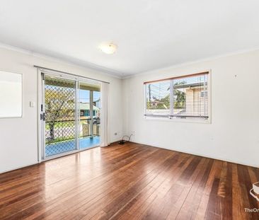 3 Bedroom Family Home in the Heart of Slacks Creek - Photo 1