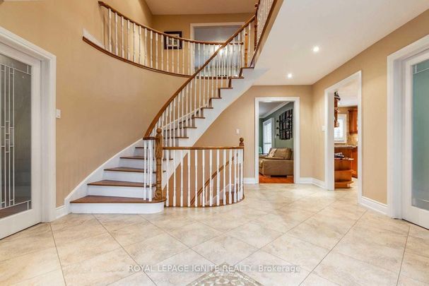 For Lease - 16 Chalmers Court Unit# Main & Second, Brampton, Ontario - Photo 1