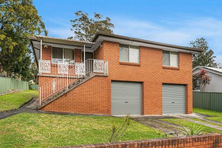 Modern 3-Bedroom Townhouse Close to University and CBD - Photo 5