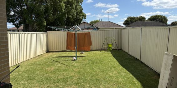 Modern 3 Bedroom Home in Prime Location - Photo 3