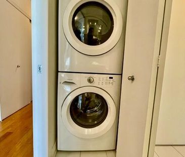 Charmant 3 ½ lumineux au 7e étage a 2 pas du metro Montmorency - Photo 2