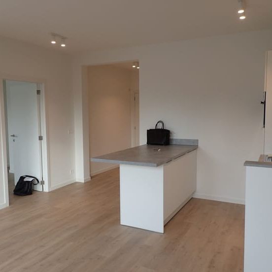 Appartement te huur - Photo 1