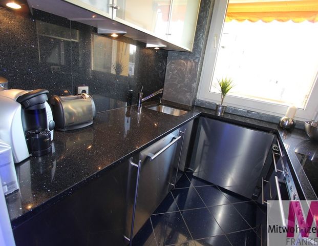 Hochwertig ausgestattete Wohnung mit Natursteinböden - Photo 1