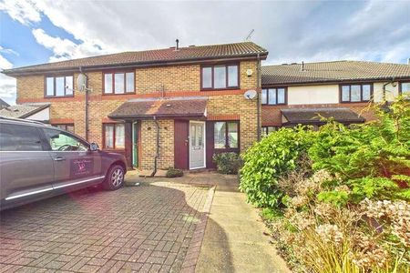 Teresa Vale, Warfield, Bracknell, Berkshire, RG42 - Photo 3