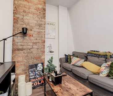 For Lease - 212 Carlton Street Unit# 3, Toronto, Ontario - Photo 1